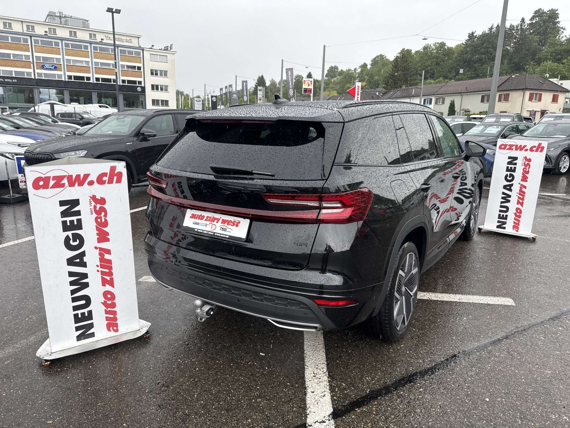 SKODA Kodiaq 2.0 TSi Sportline 7-Plätzer 205PS 4x4 DSG-Automat-showroom-element-2