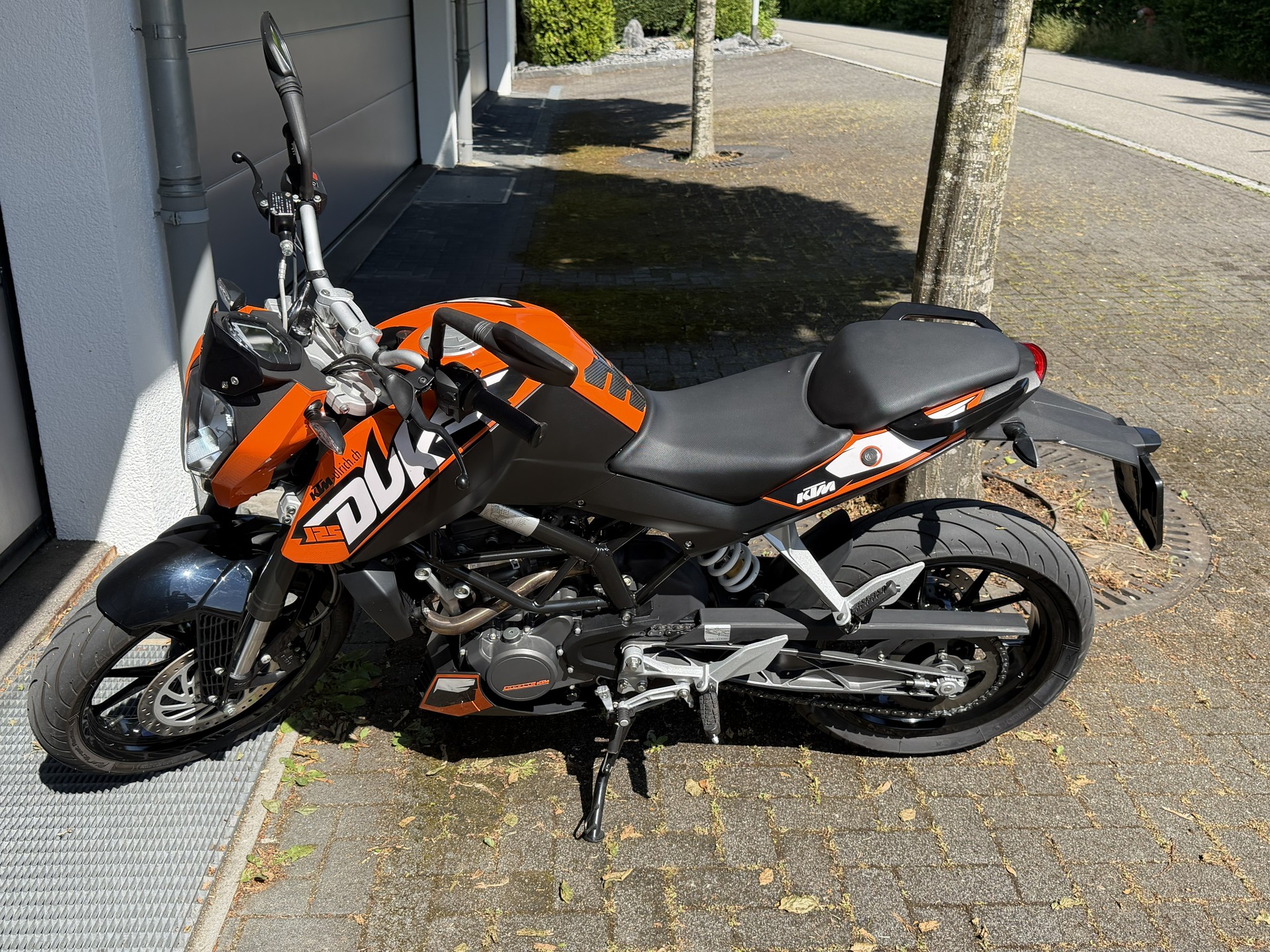 KTM 125 Duke-image-0