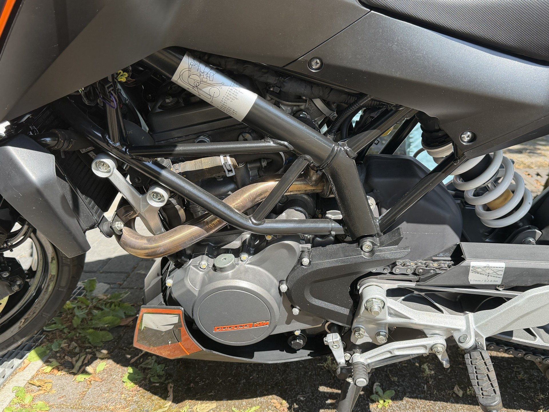 KTM 125 Duke-image-3