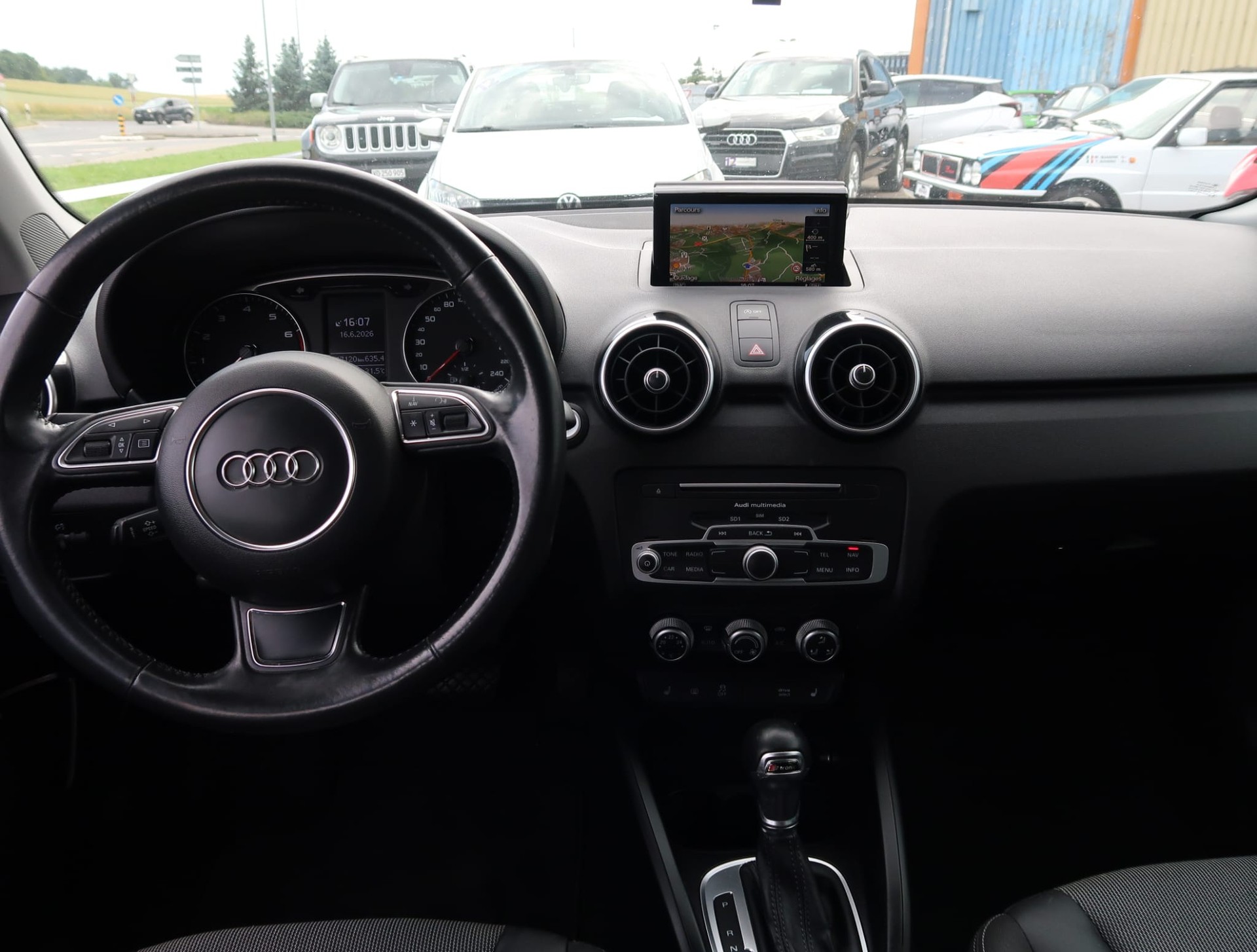 AUDI A1 Sportback 1.4 TFSI Sport S-tronic-image-12