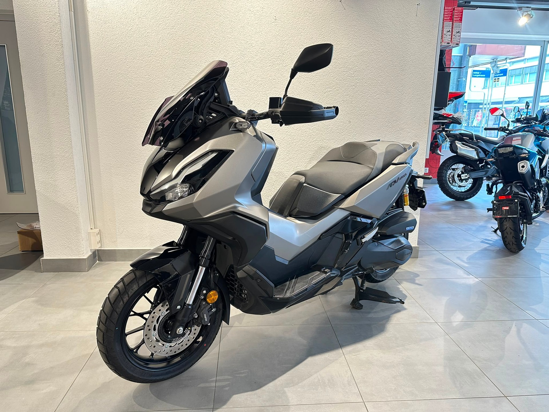 HONDA ADV 350 ABS | Occasion | nur 3’360 km | Top Zustand-image-9