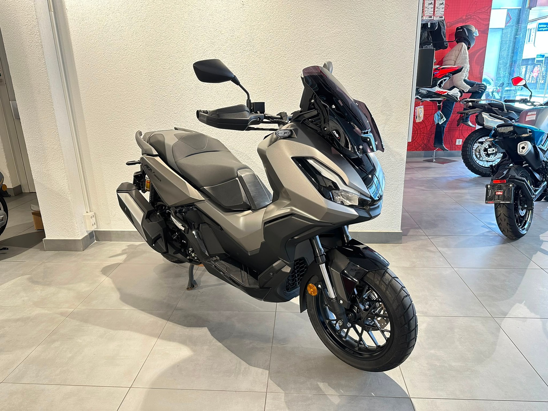 HONDA ADV 350 ABS | Occasion | nur 3’360 km | Top Zustand-image-0