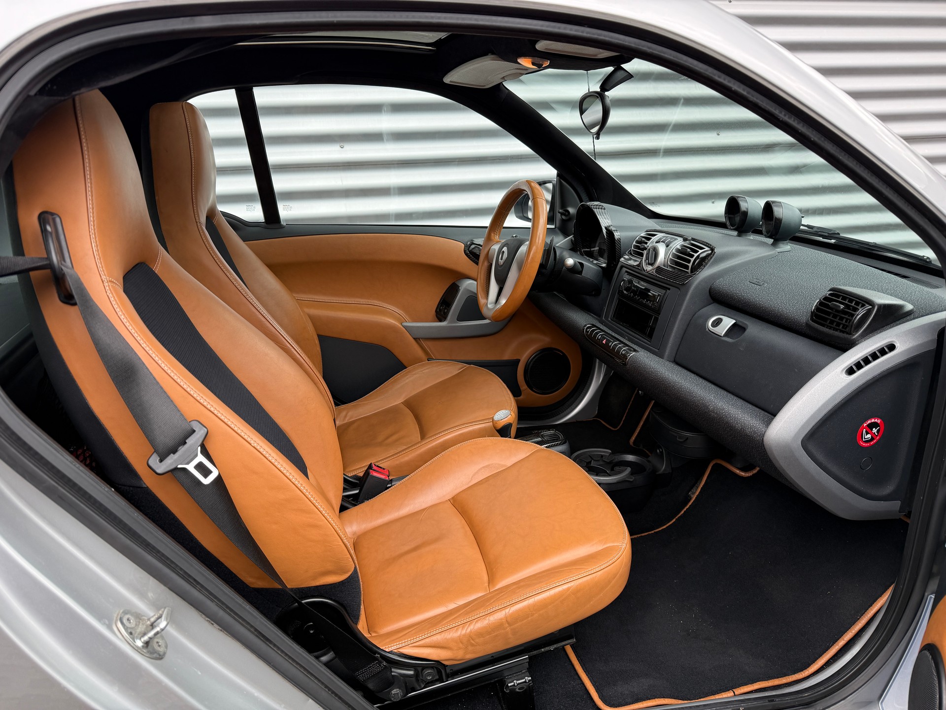 SMART fortwo limited two softouch-image-6