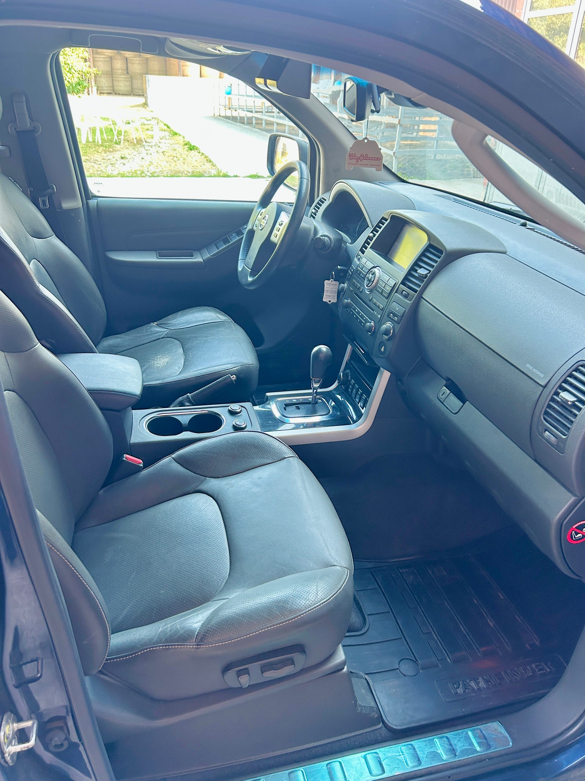 NISSAN 3.0 V6 dCi LE-image-4