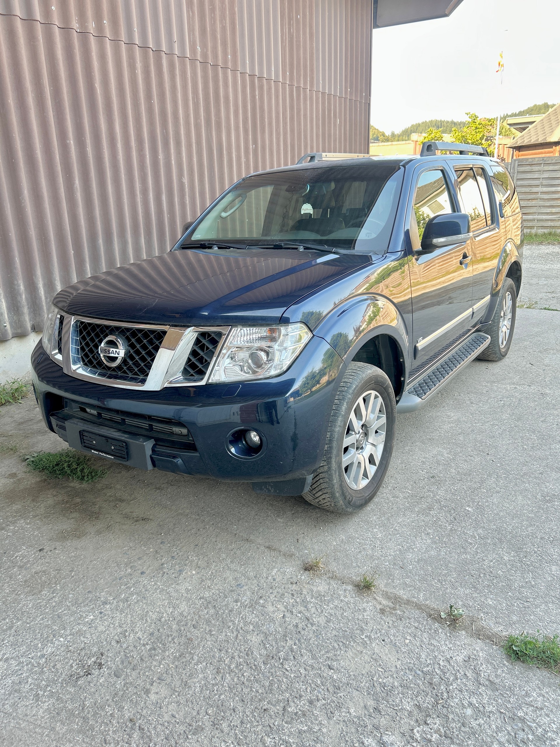 NISSAN 3.0 V6 dCi LE