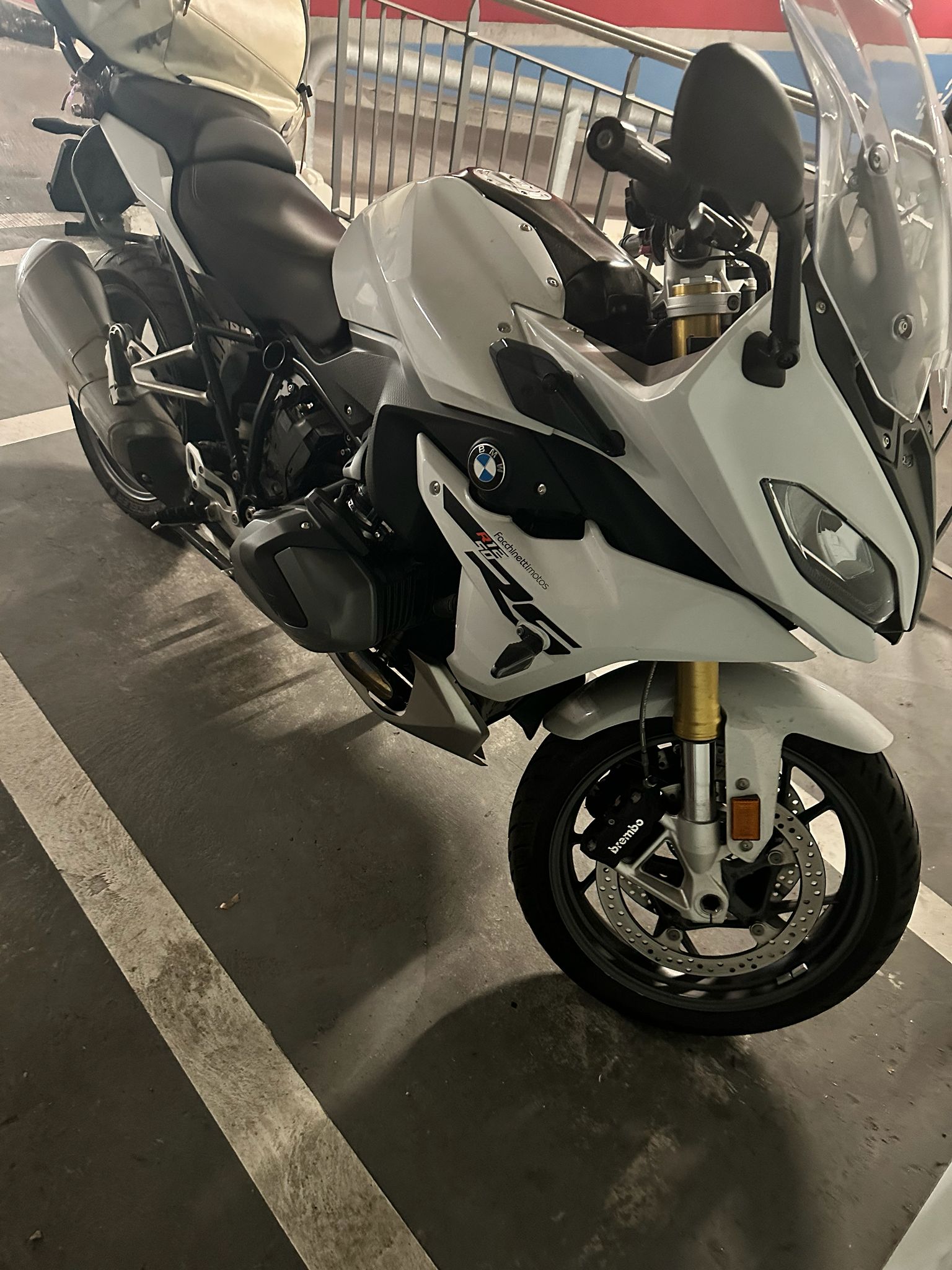BMW R 1250 RS-image-2