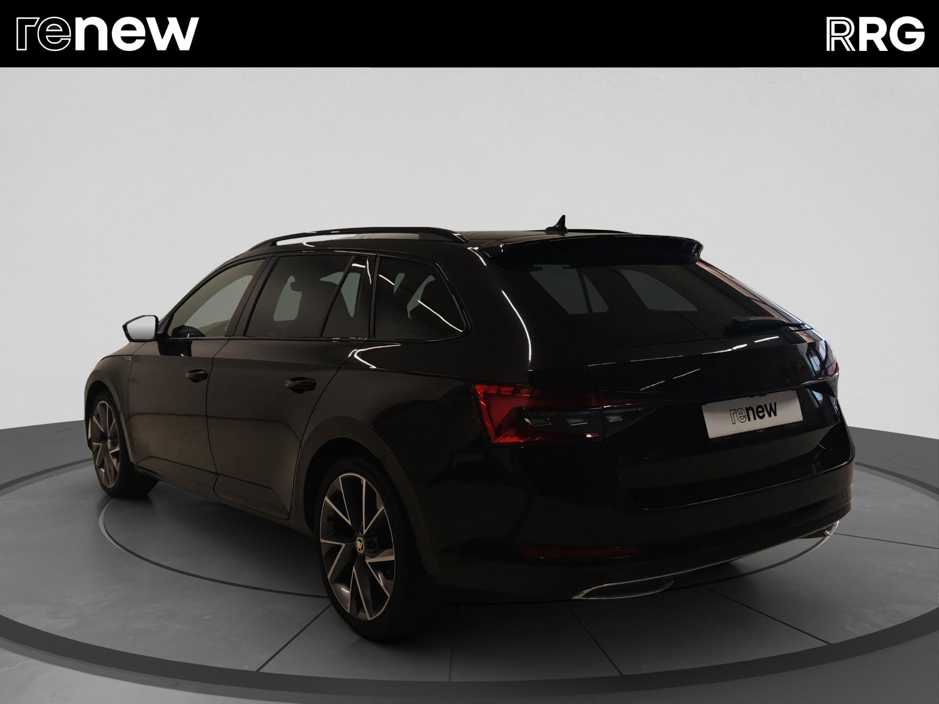 SKODA Superb 1.4 TSI Sport Line PHEV DSG-image-4