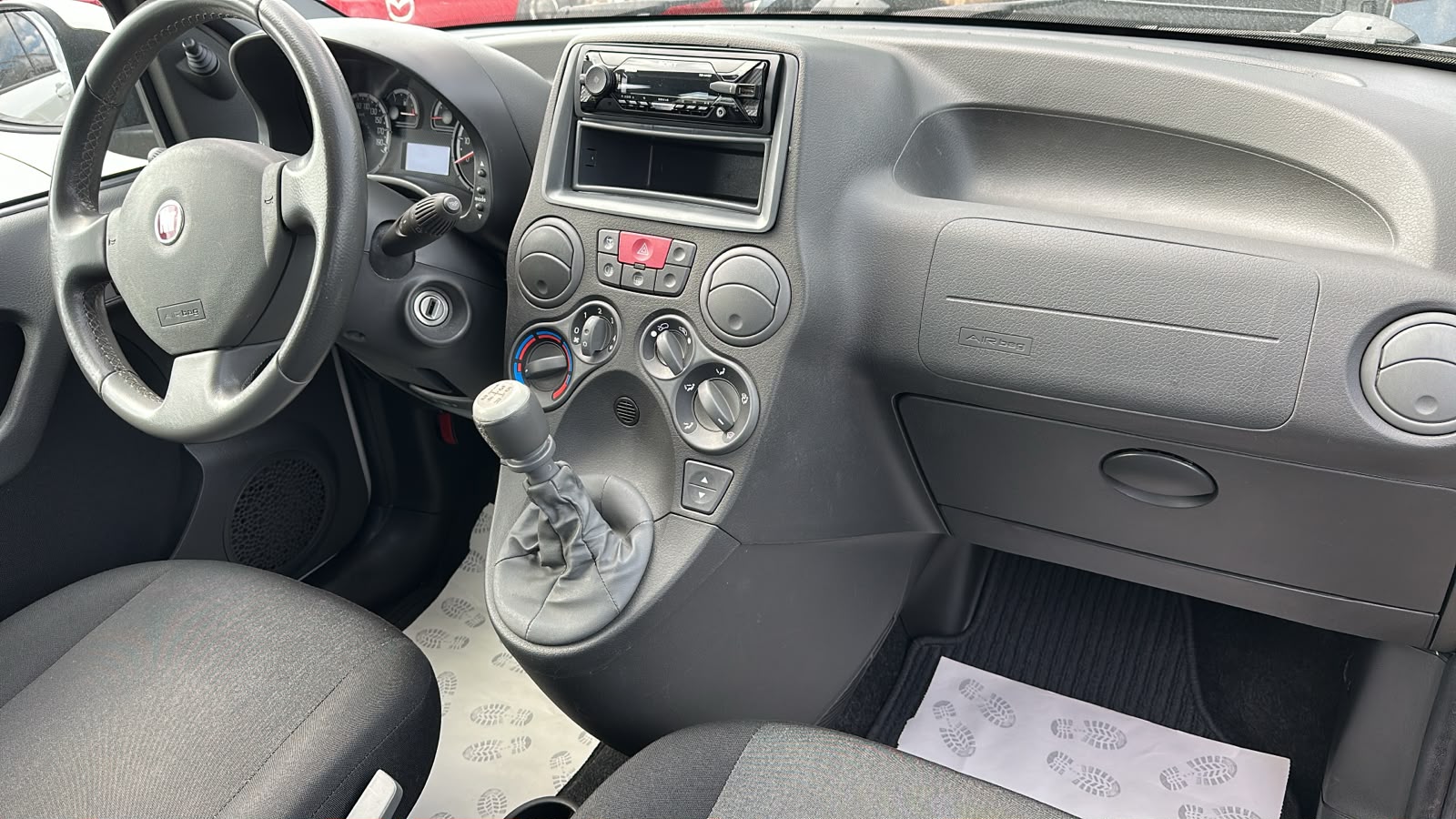 FIAT Panda 1.3 16V JTD Climbing 4x4-image-6