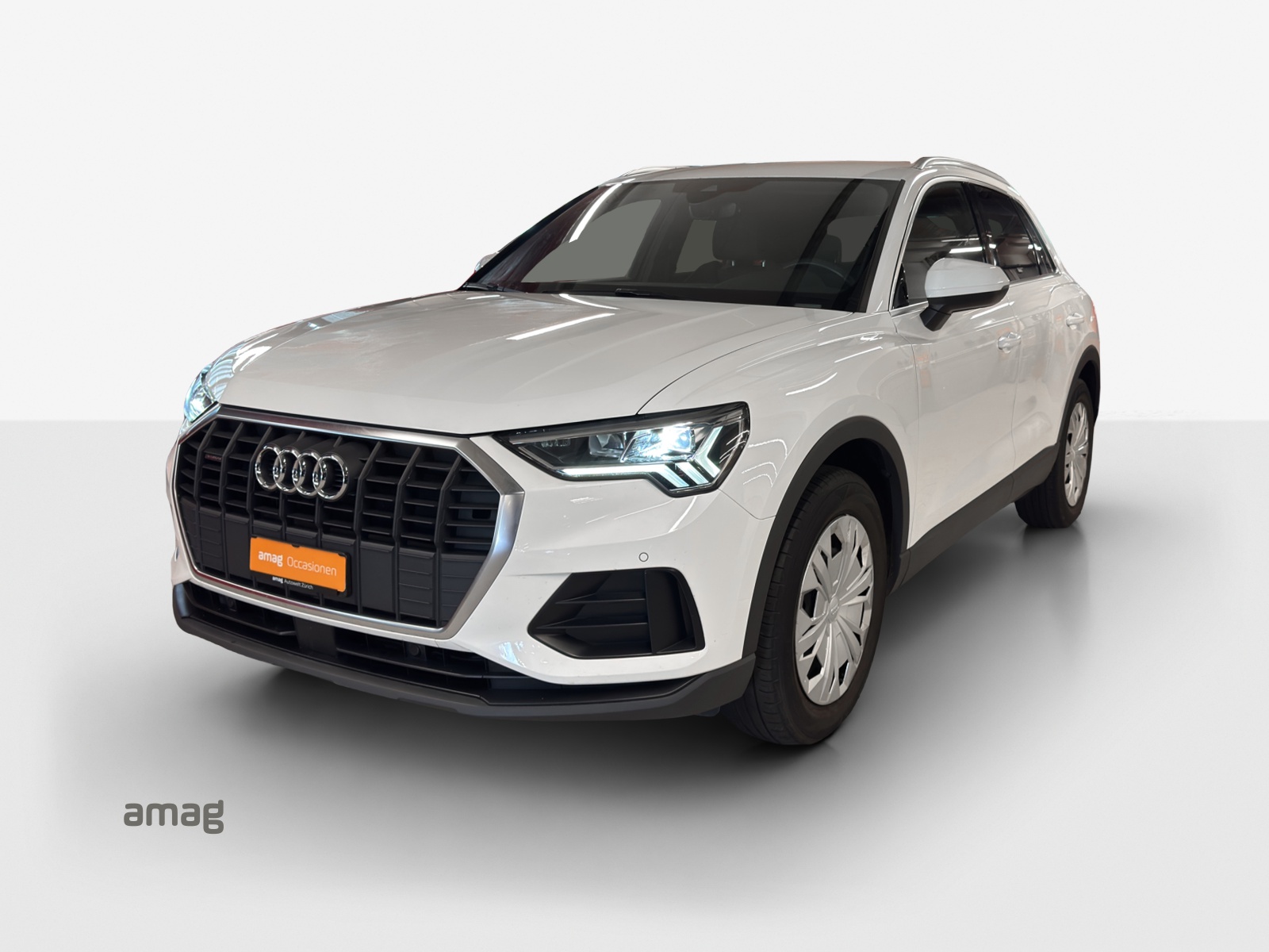 AUDI Q3 40 TFSI S line quattro S-tronic
