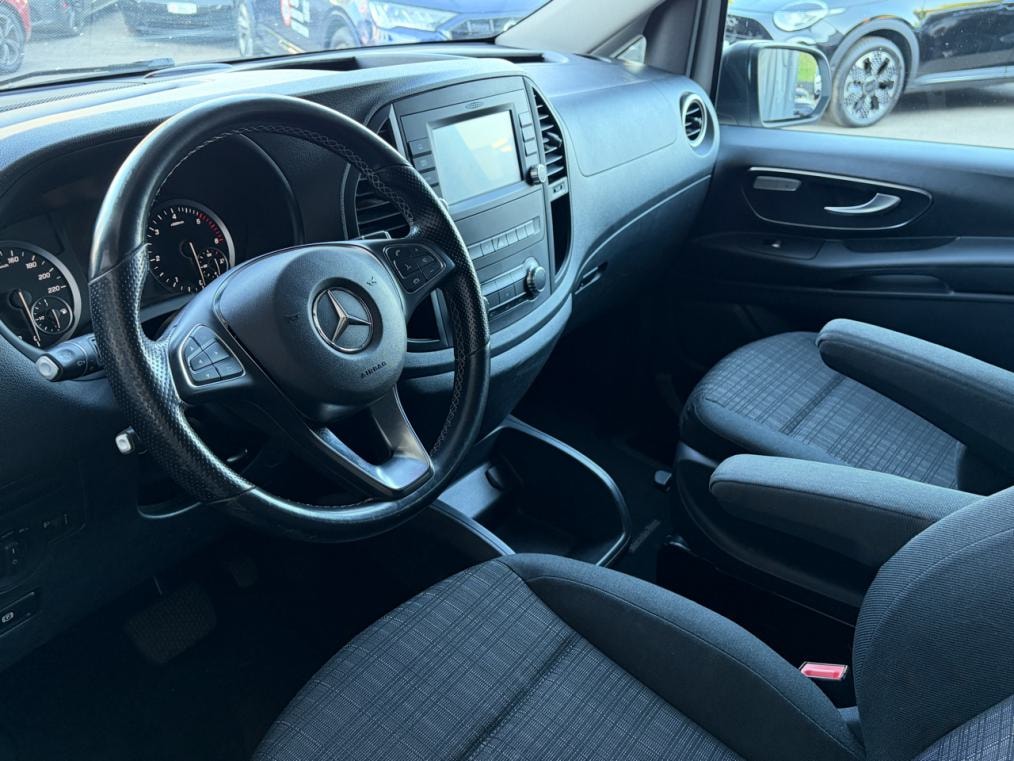 MERCEDES-BENZ Vito 116 CDI Lang Select Family Tourer 9G-Tronic-image-5