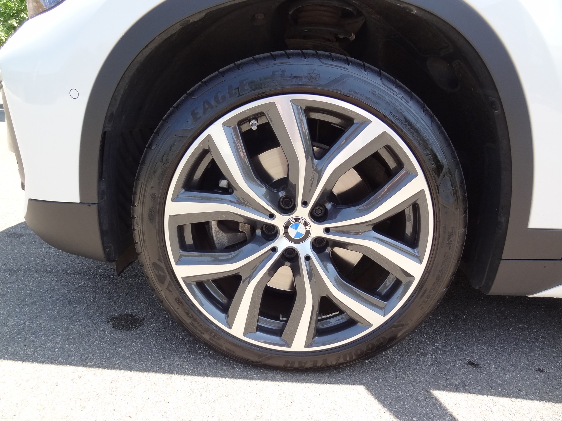 BMW X1 xDrive 20d Sport Line Steptronic-showroom-element-3