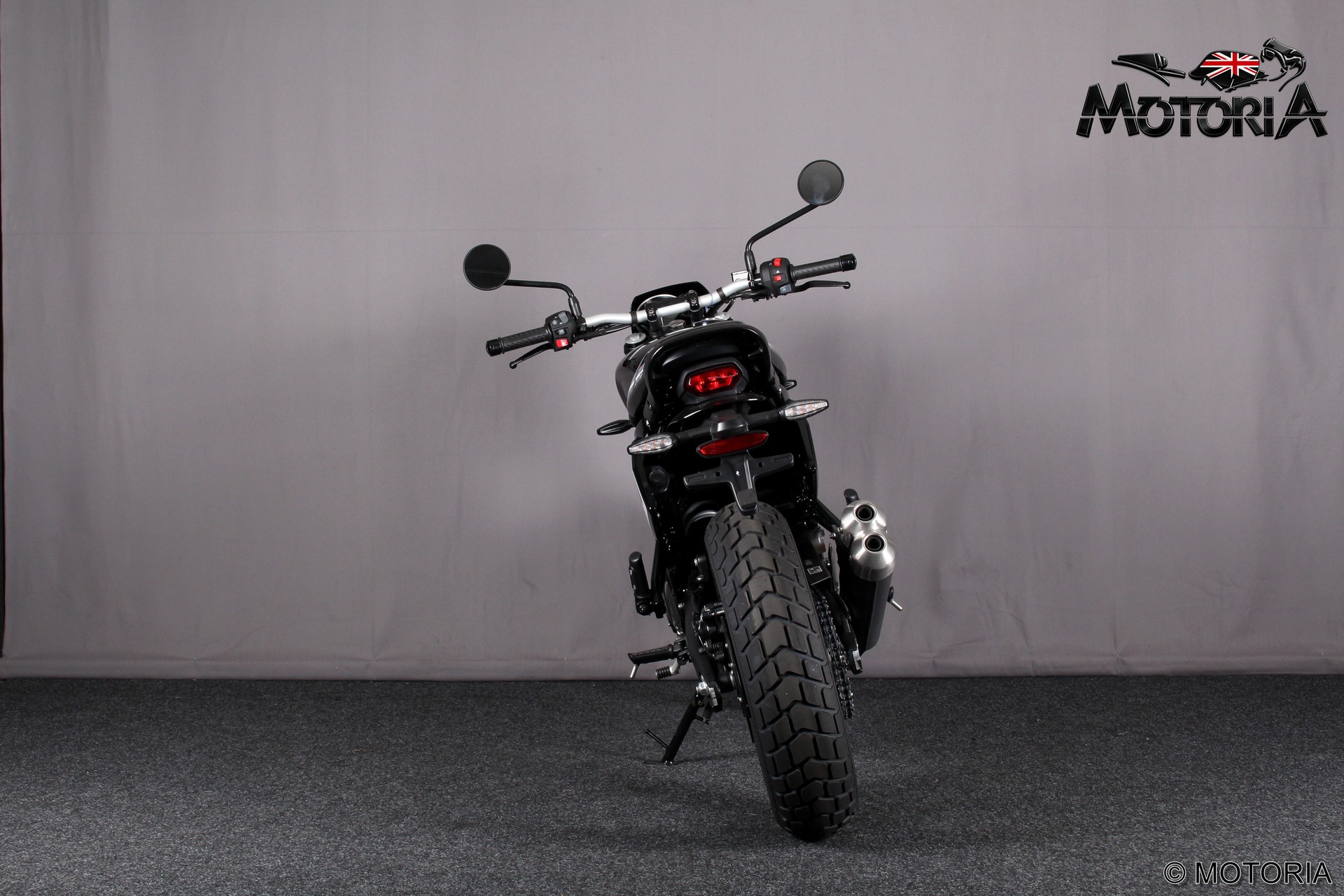 TRIUMPH Tracker 400-image-3
