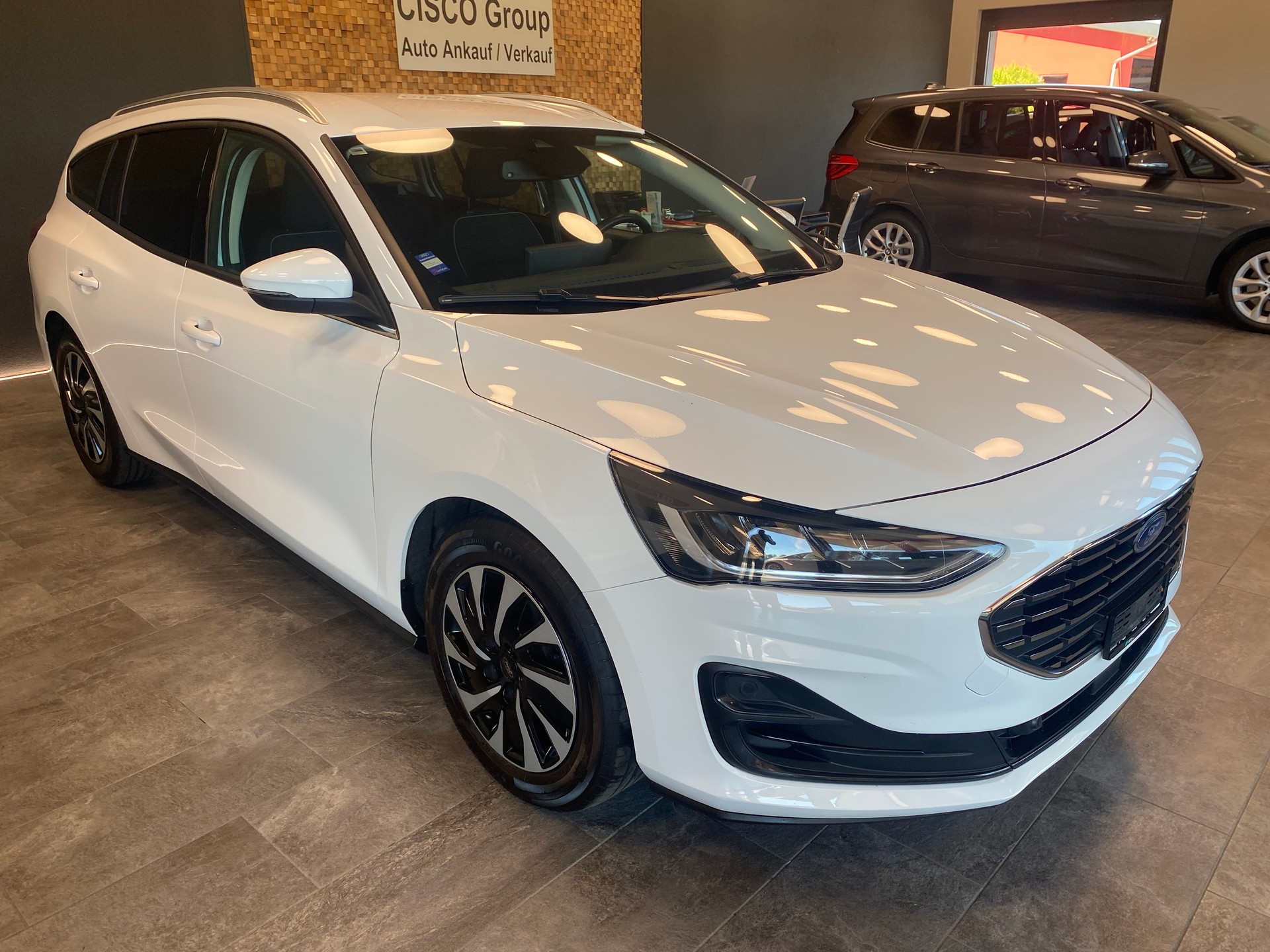 FORD Focus 1.5 TDCi Titanium Automatic-showroom-element-3