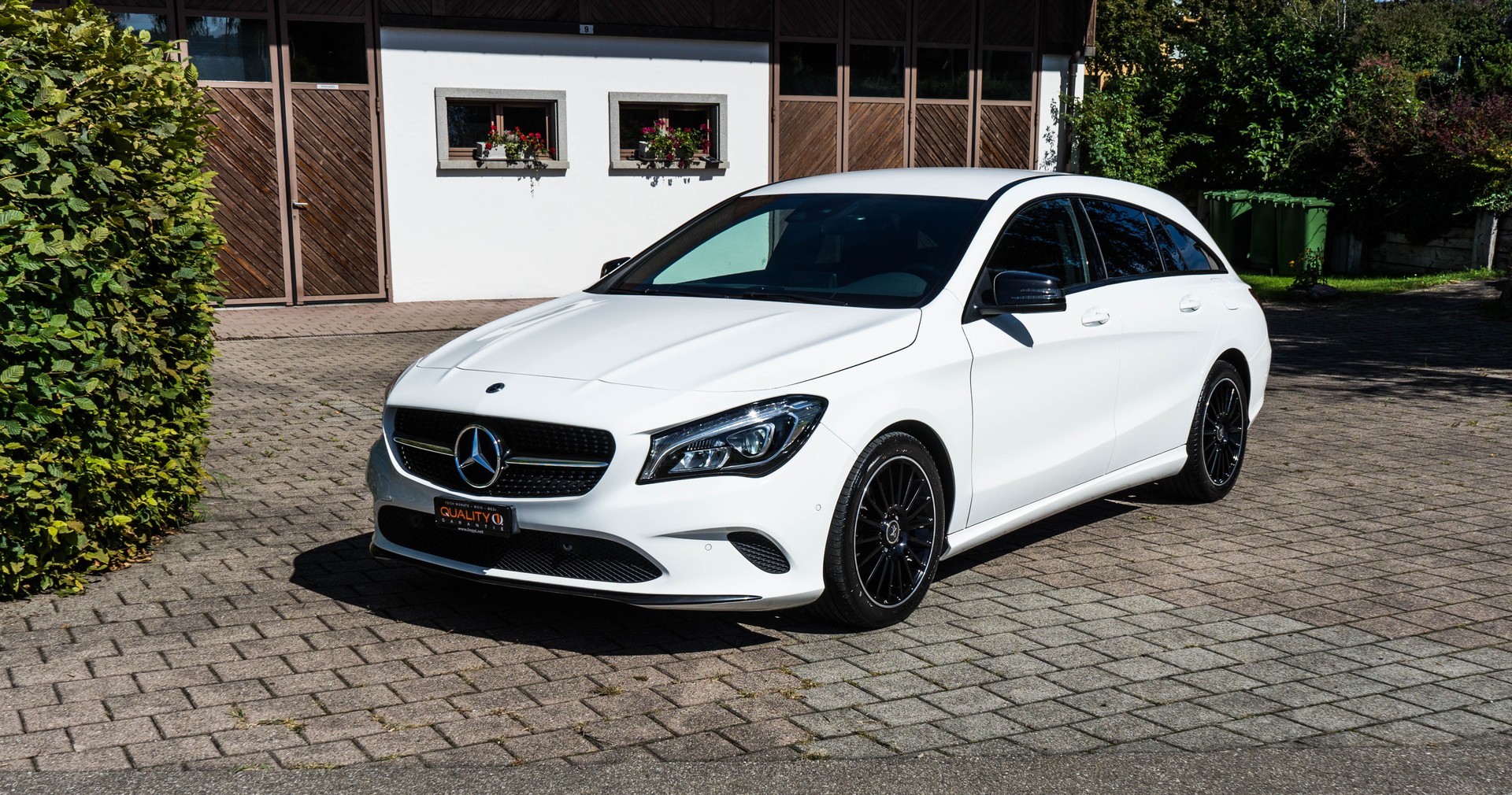 MERCEDES-BENZ CLA Shooting Brake 200 7G EXCLUSIV KESKIN