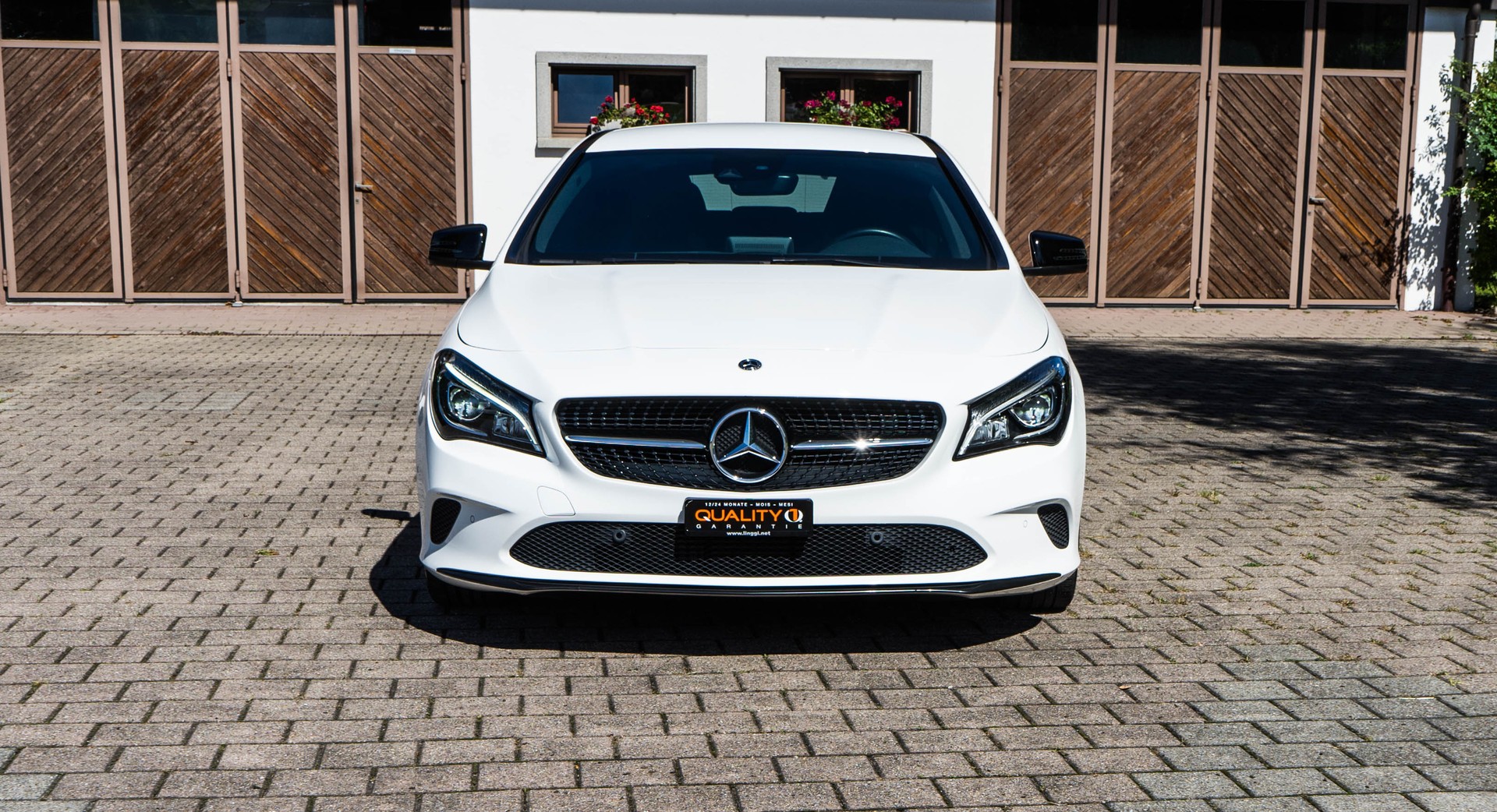 MERCEDES-BENZ CLA Shooting Brake 200 7G EXCLUSIV KESKIN-showroom-element-1