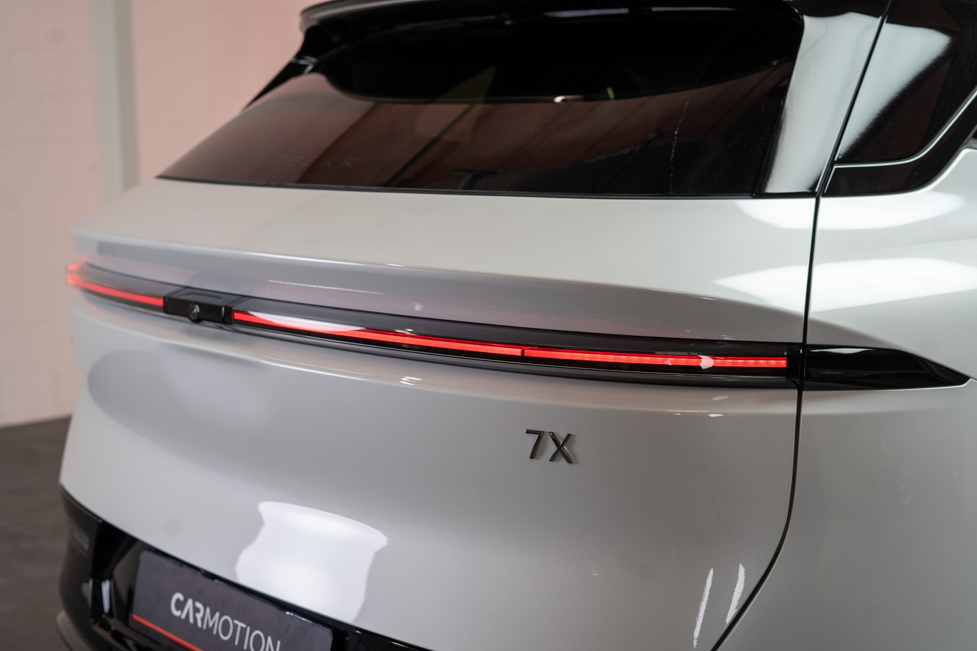 ZEEKR 7X 100kWh Privilege AWD / Comfort & Cockpit Paket / Panorama-Schiebedach / Massage-Sitze-image-27