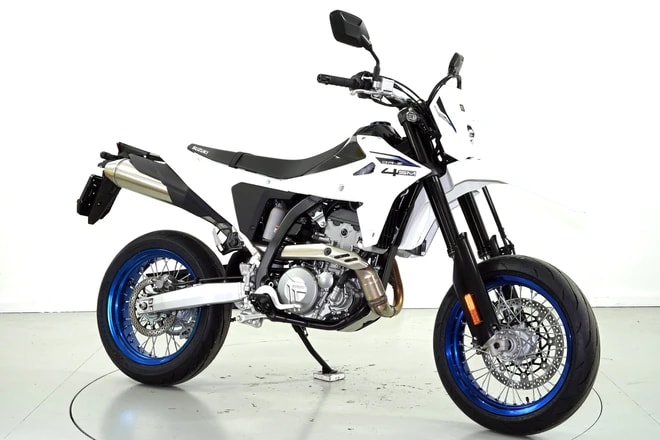 SUZUKI DR-Z4SM-image-1