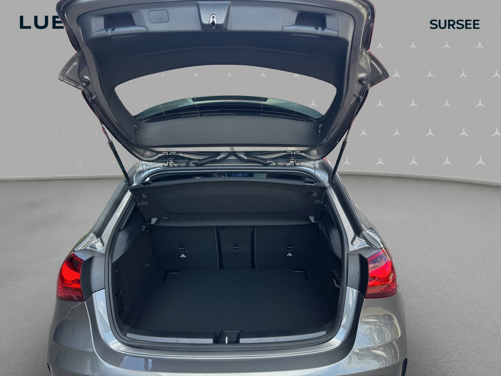 MERCEDES-BENZ A 200 Night Star 7G-DCT-image-14