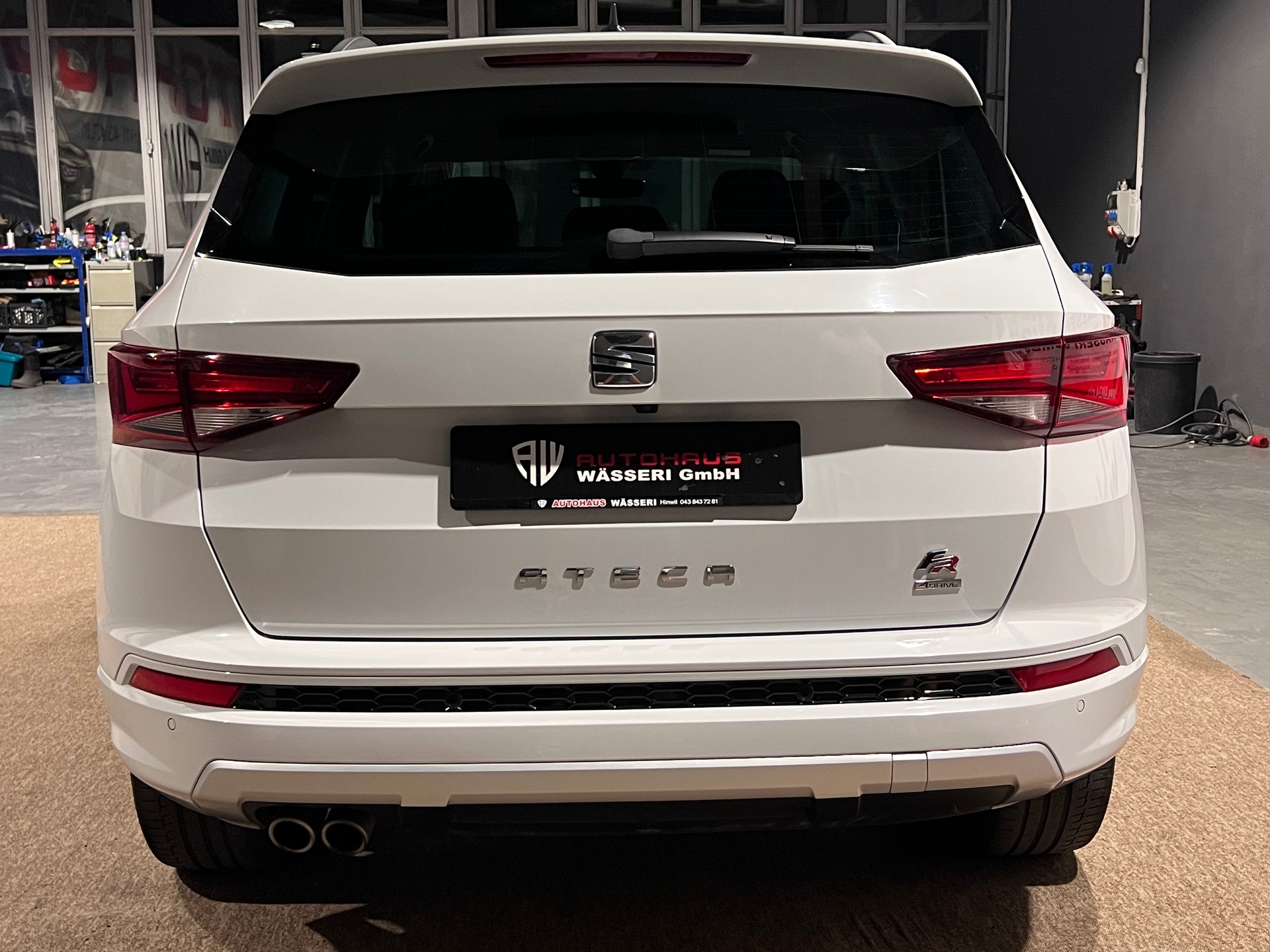 SEAT Ateca 2.0 TSI FR 4Drive DSG-showroom-element-3