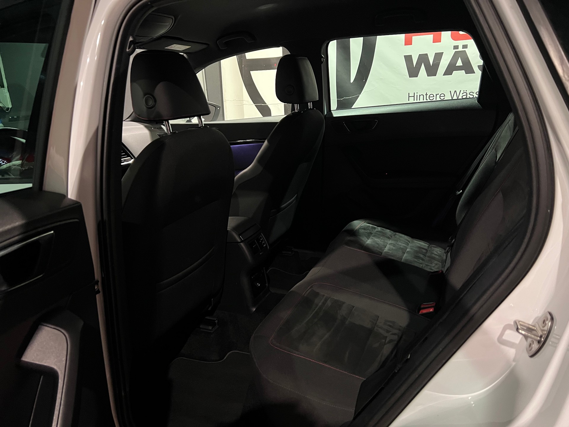 SEAT Ateca 2.0 TSI FR 4Drive DSG-image-14