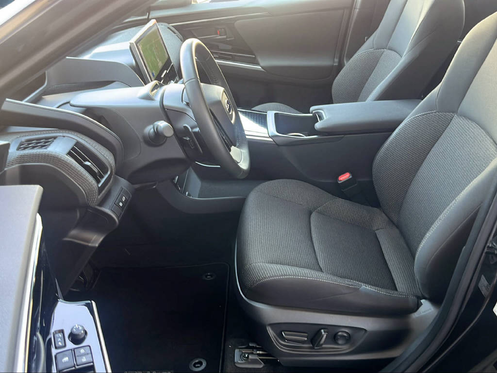 SUBARU Solterra eV Advantage AWD Gold-Line-image-8