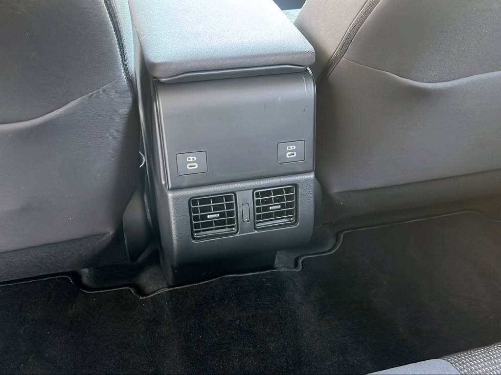 SUBARU Solterra eV Advantage AWD Gold-Line-image-20