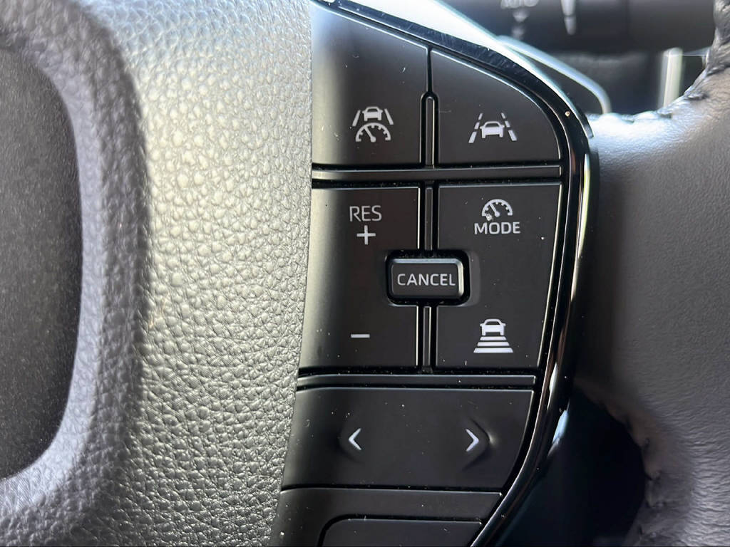 SUBARU Solterra eV Advantage AWD Gold-Line-image-17