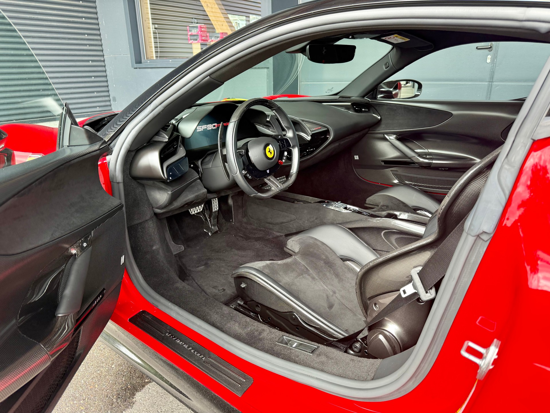 FERRARI SF90 Stradale-image-12