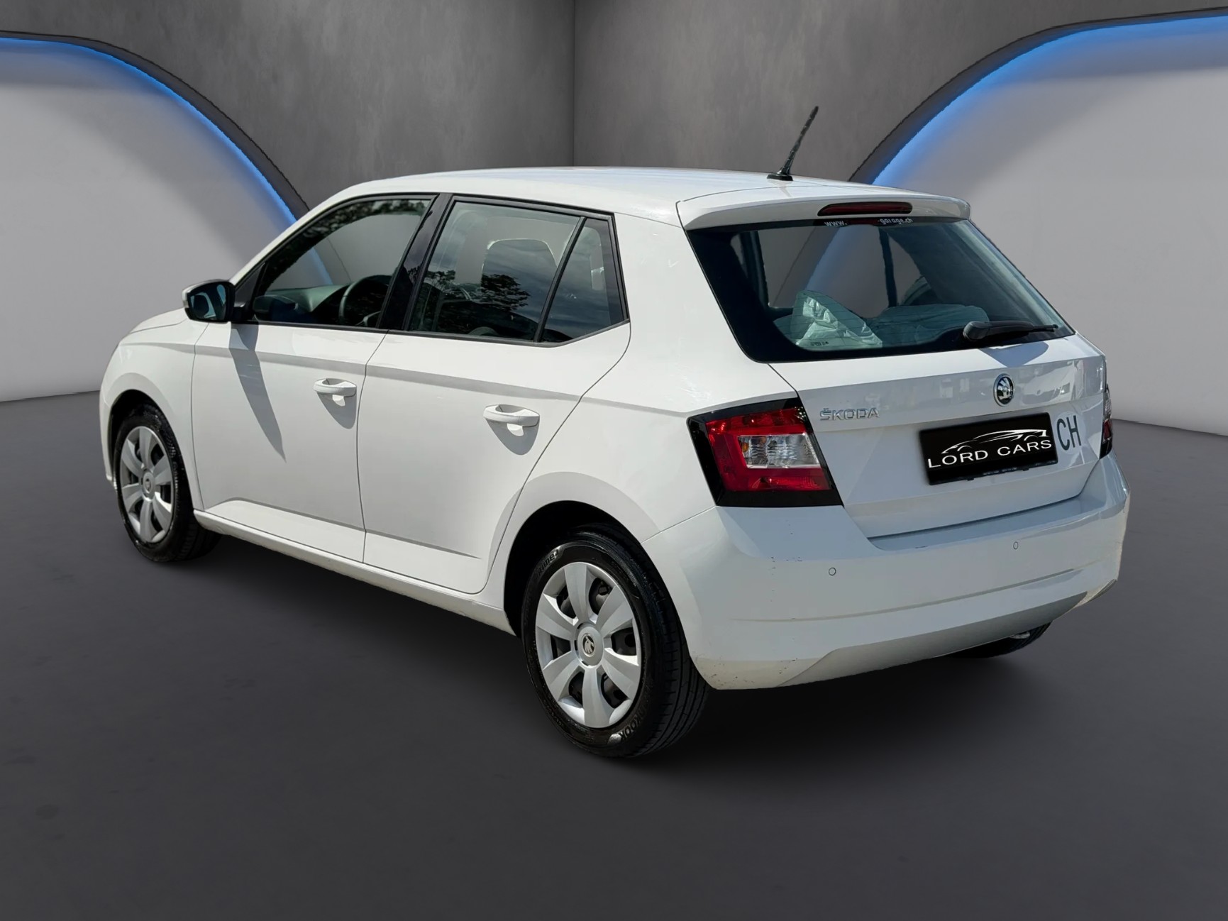 SKODA Fabia 1.0 Active-image-5