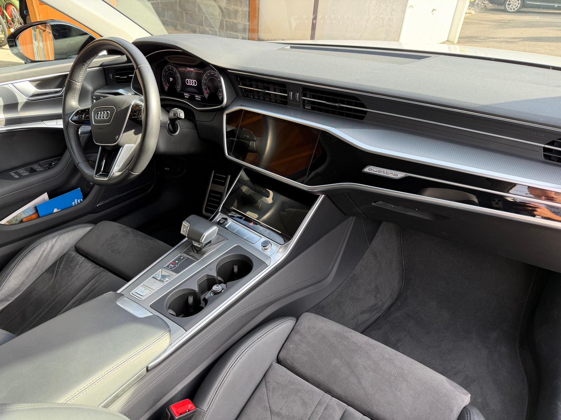AUDI A6 allroad 55 TFSI quattro S-tronic-image-5