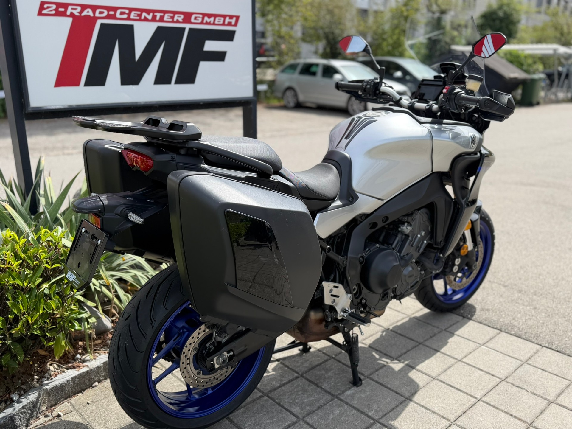 YAMAHA Tracer 9 GT-showroom-element-3