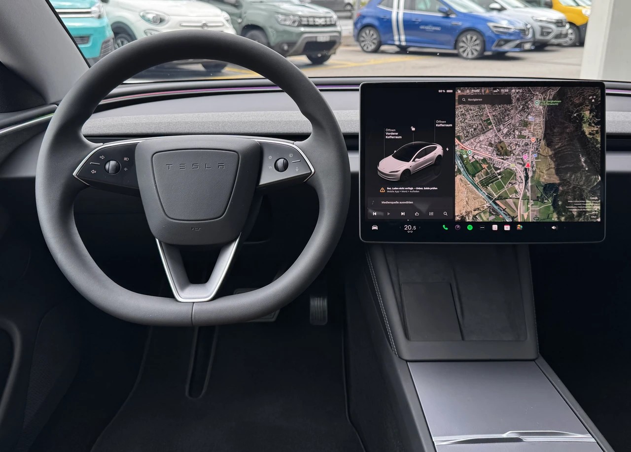 TESLA Model 3 Long Range Dual Motor AWD-image-14