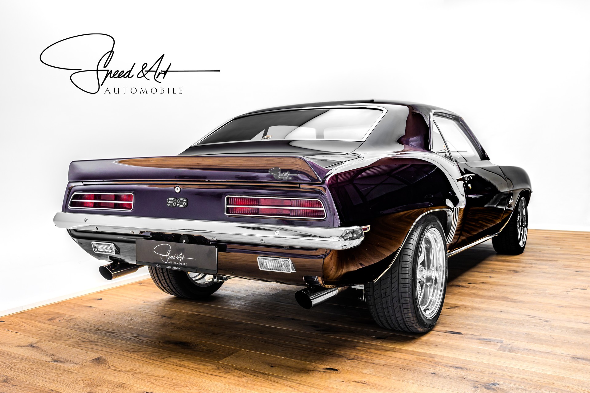 CHEVROLET CAMARO RS/SS 350 GM SUISSE BIENNE-image-7
