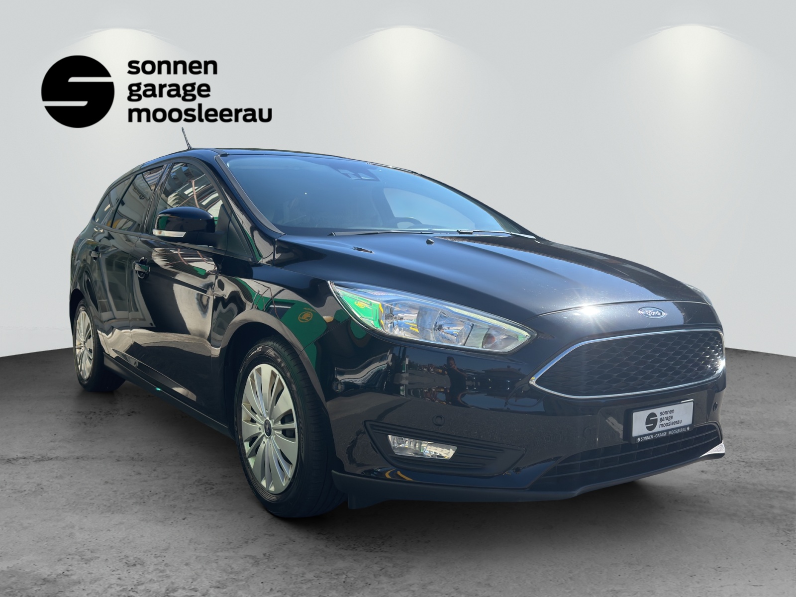 FORD Focus 1.5 TDCi Business-showroom-element-1