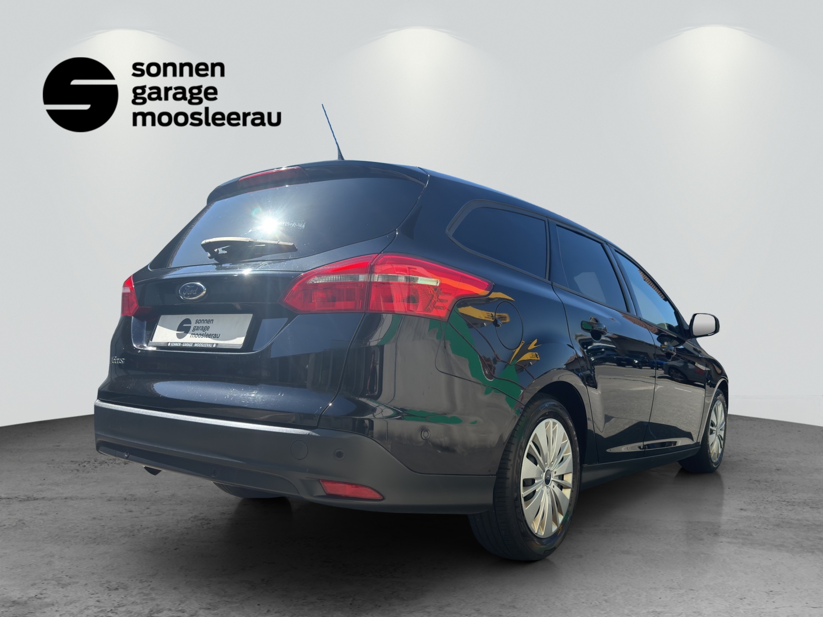 FORD Focus 1.5 TDCi Business-showroom-element-2