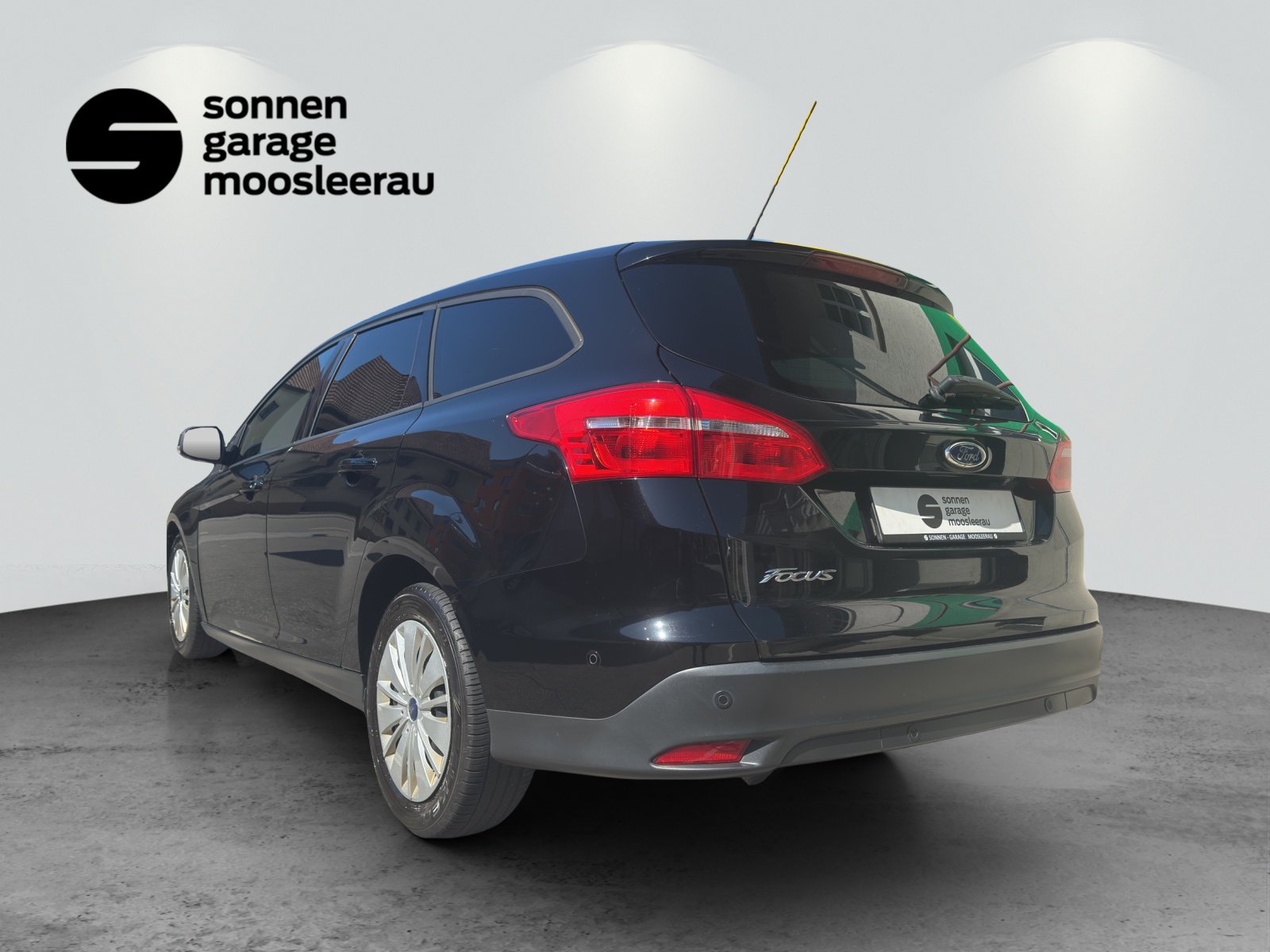 FORD Focus 1.5 TDCi Business-showroom-element-3