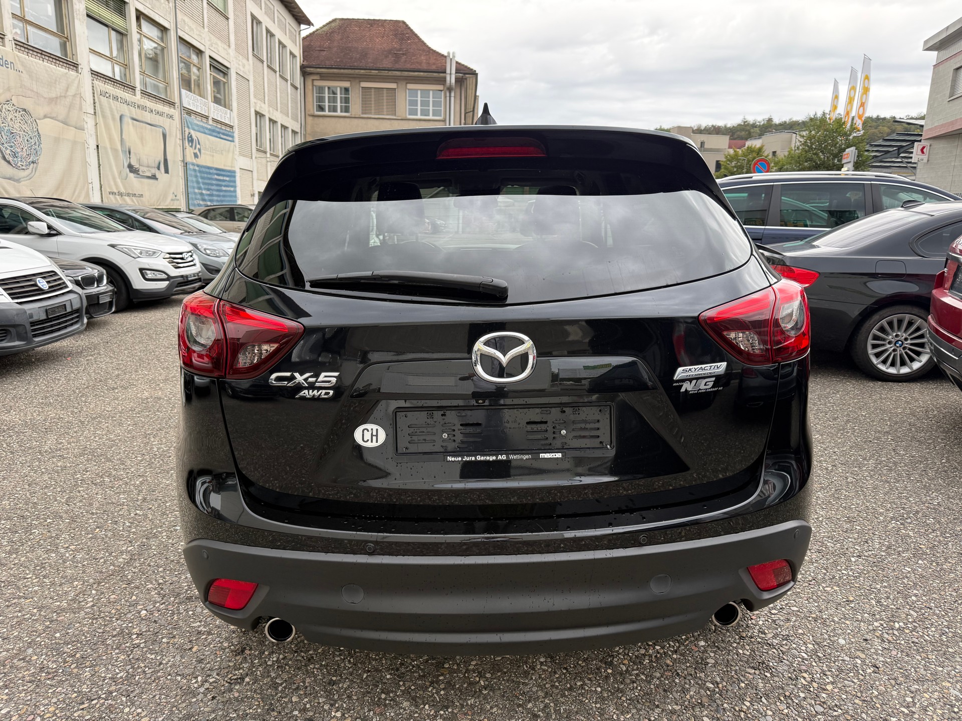 MAZDA CX-5 2.2 D HP Revolution AWD Automatic-showroom-element-3