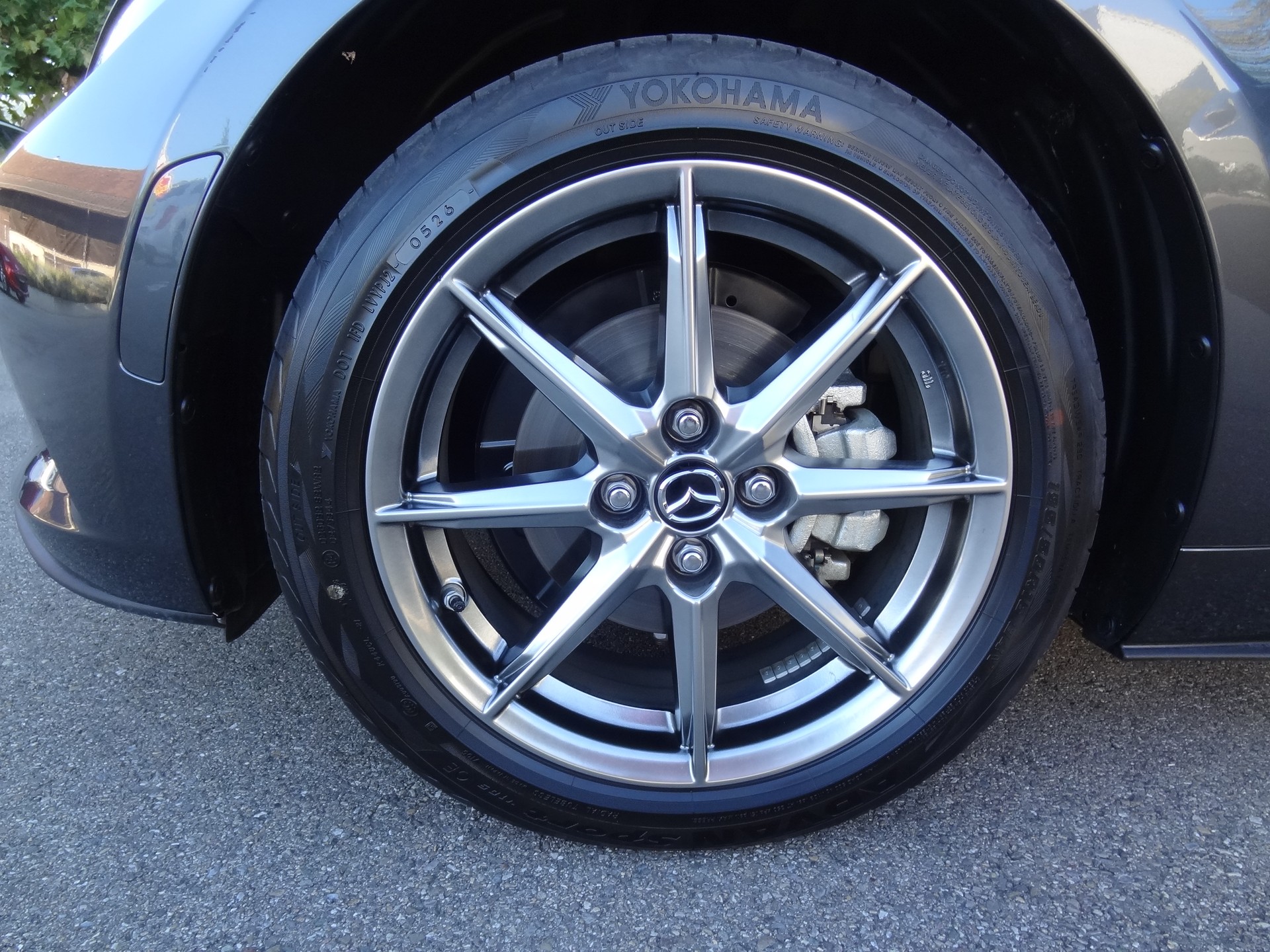 MAZDA MX-5 Skyactiv-G 132 Exclusive-line-showroom-element-1
