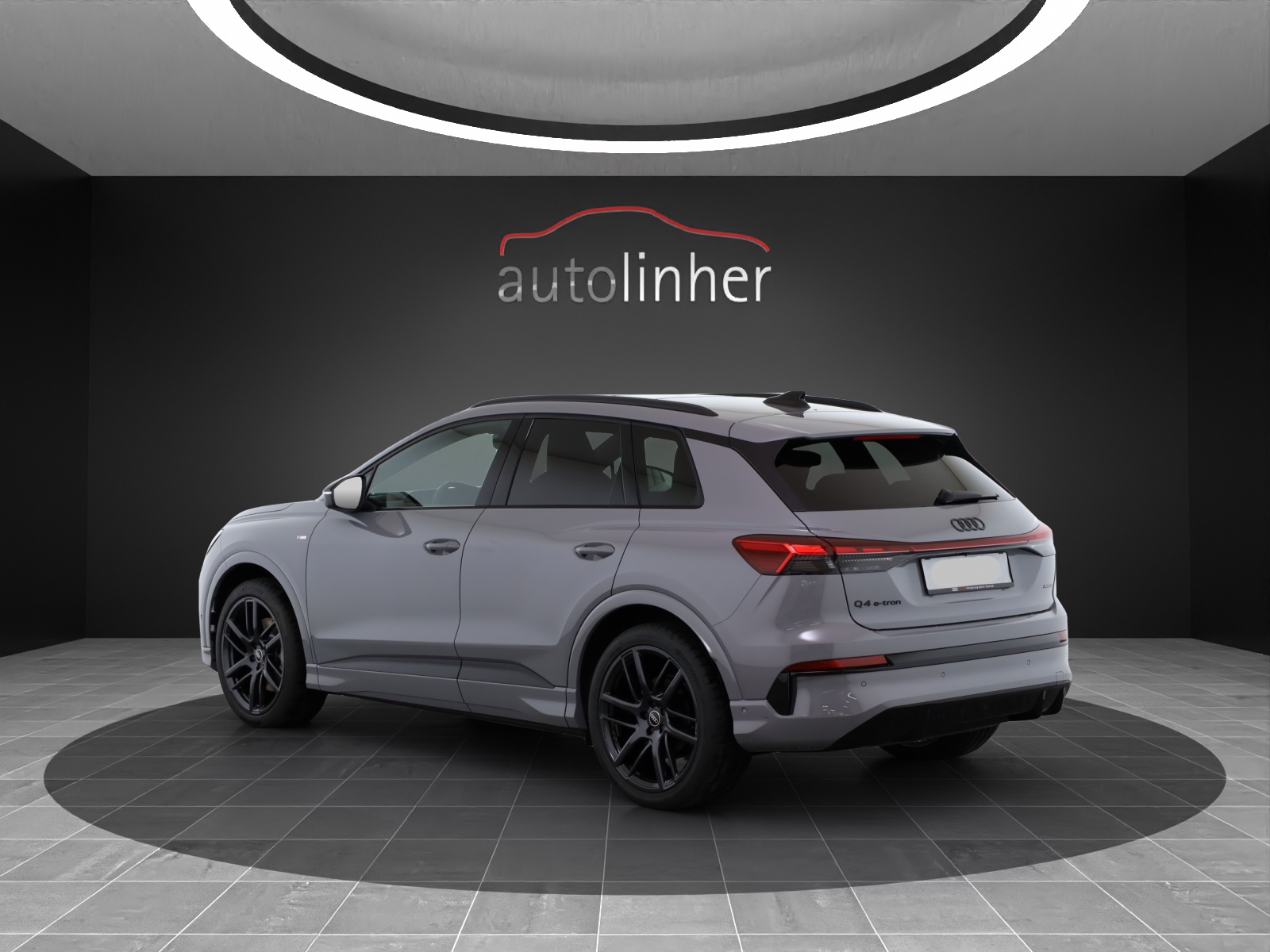 AUDI Q4 e-tron SUV quattro performance-showroom-element-2