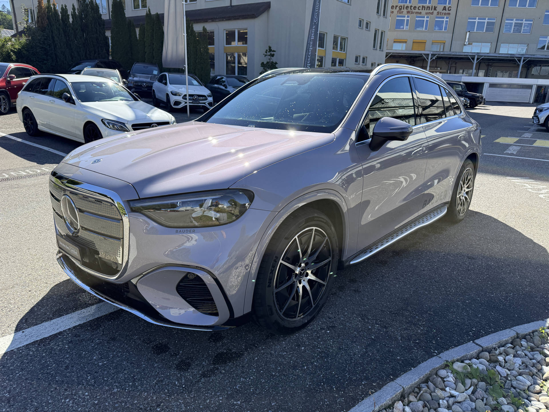 MERCEDES-BENZ GLC 400 4matic-showroom-element-2