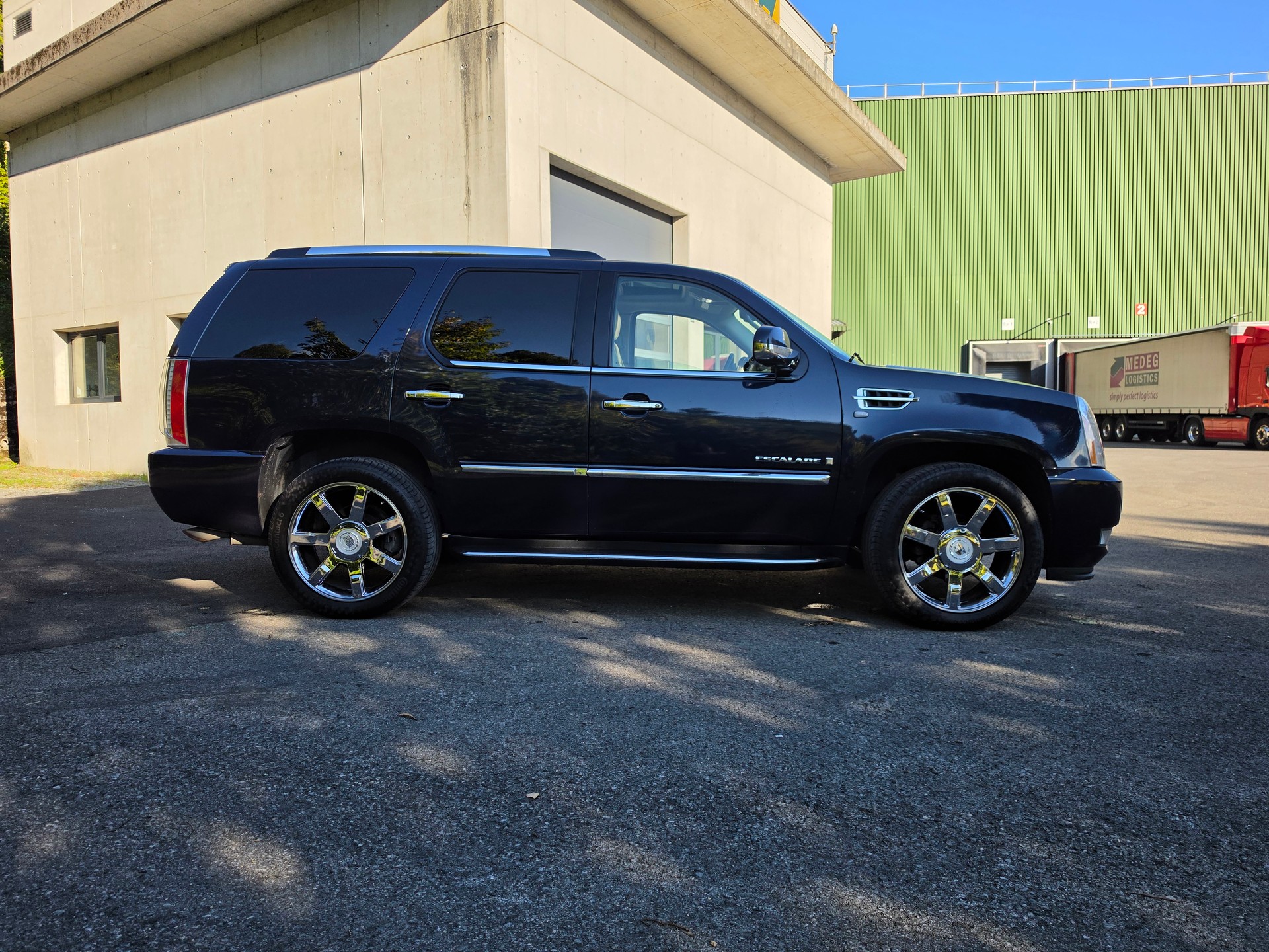 CADILLAC Escalade 6.2 Sport Luxury-image-8