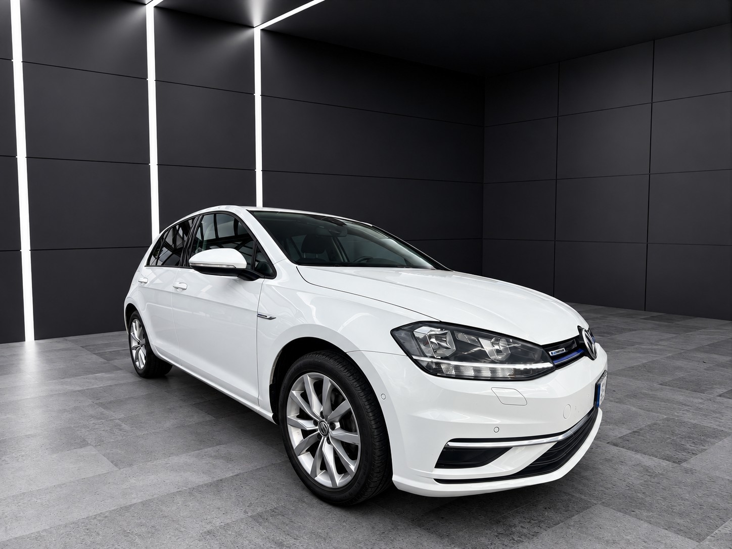 VW Golf 1.5 TGI BlueMotion Comfortline DSG *12 Monate / 20‘000km Garantie*-showroom-element-3