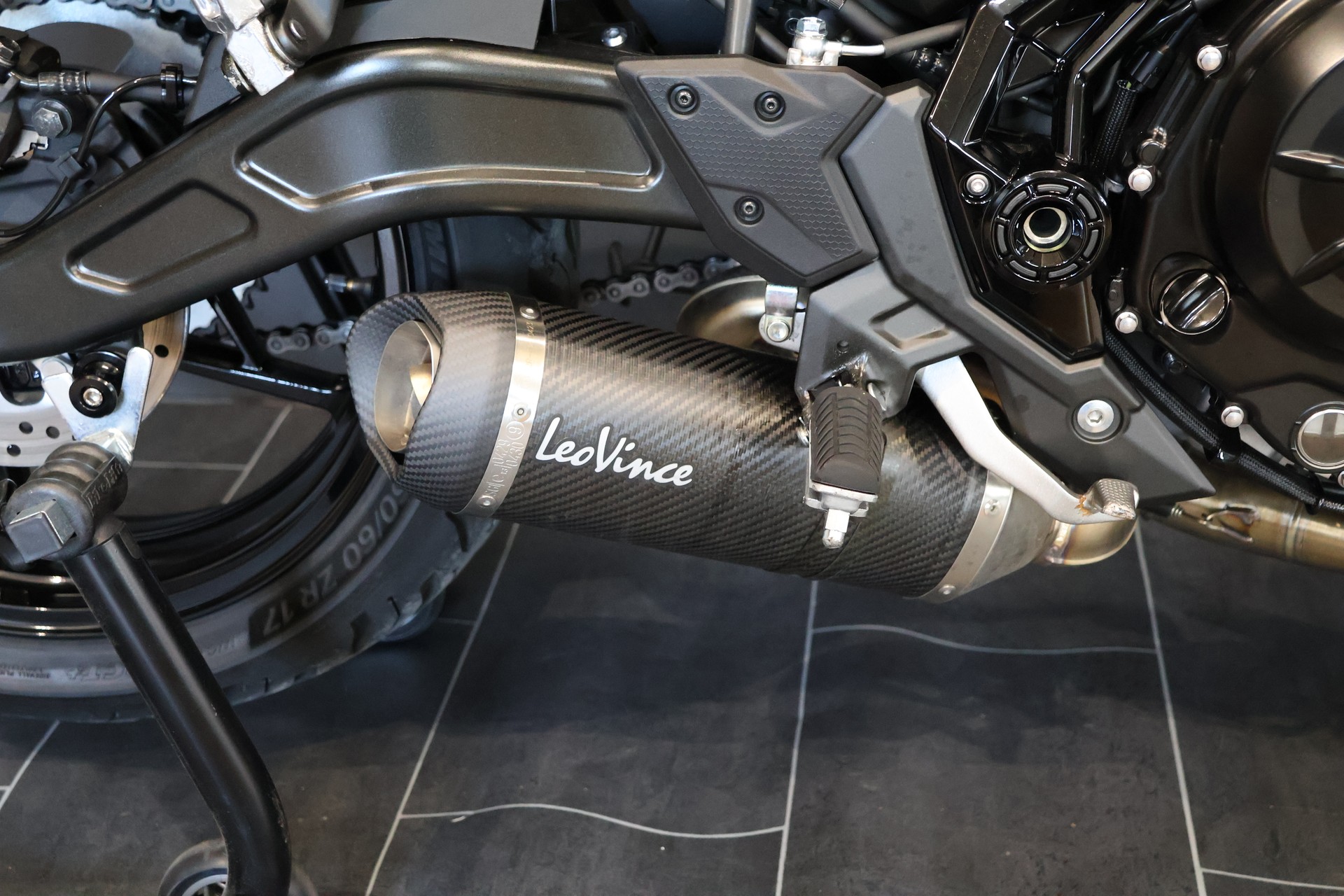 KAWASAKI Z 650 (35kW)-image-2