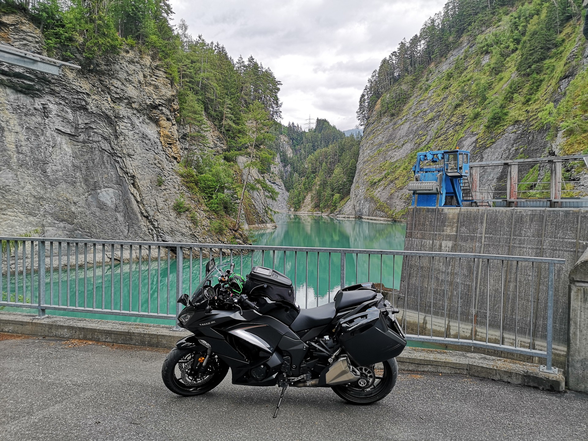KAWASAKI Z 1000 SX Performance ABS-image-4