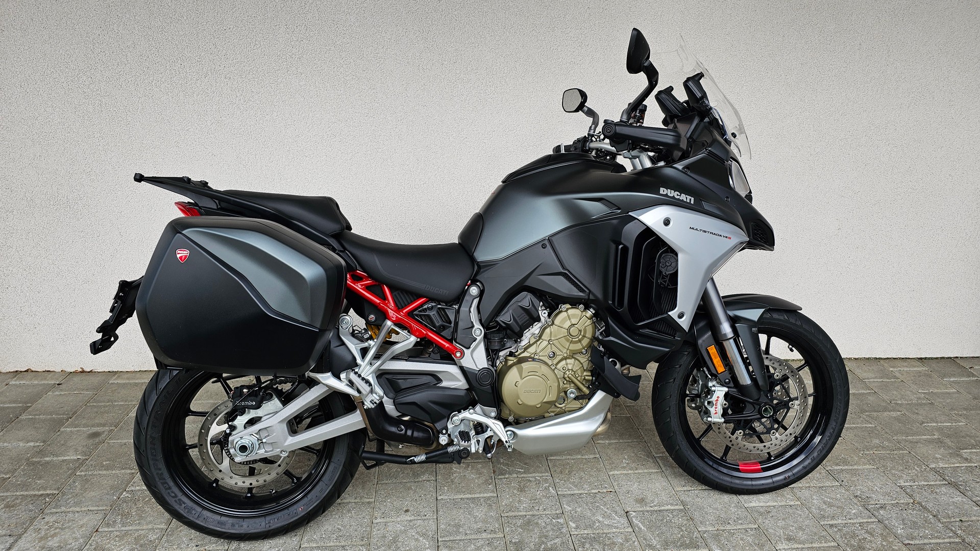 DUCATI Multistrada V4 S Travel & Radar-image-0