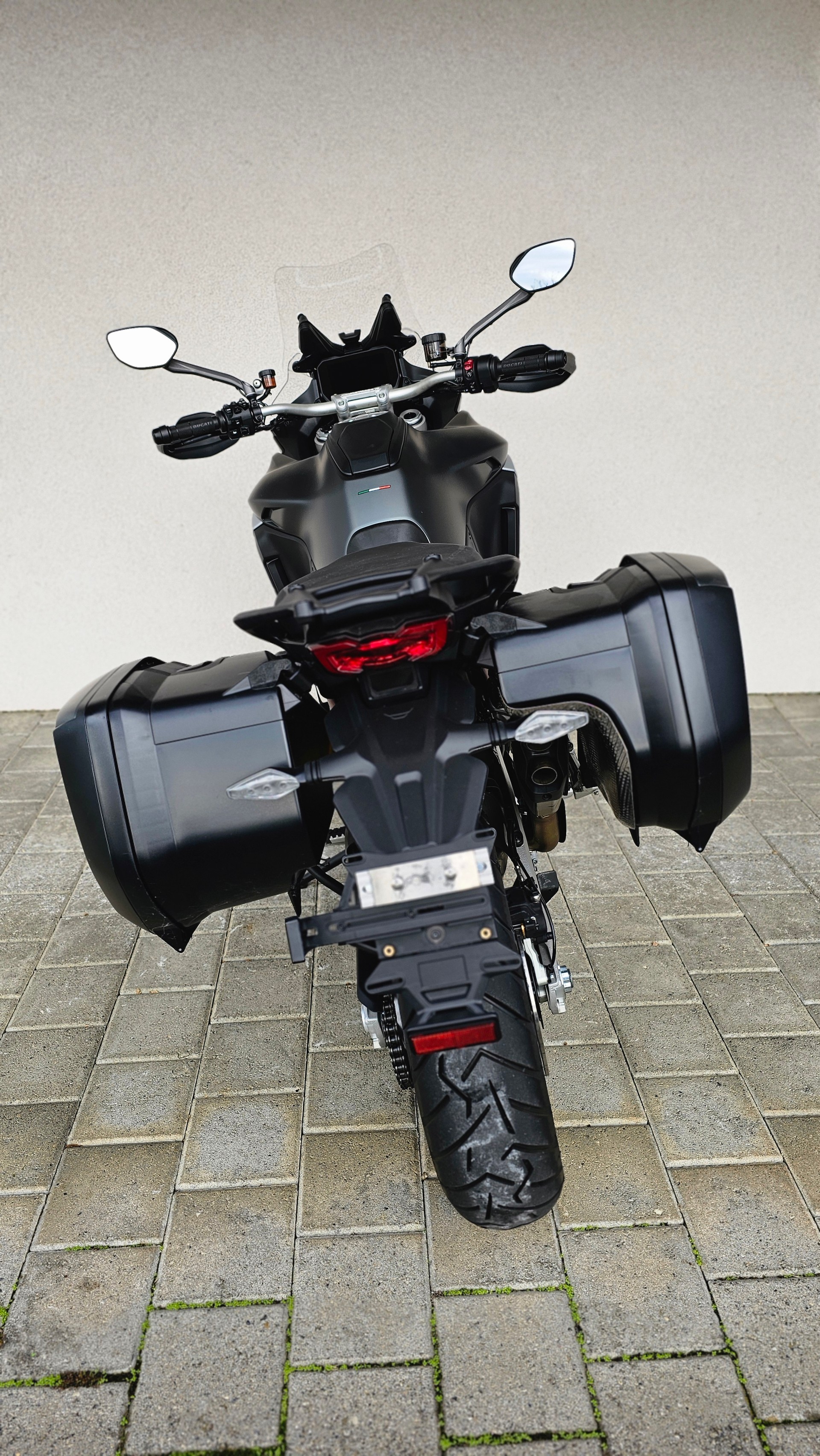 DUCATI Multistrada V4 S Travel & Radar-image-3