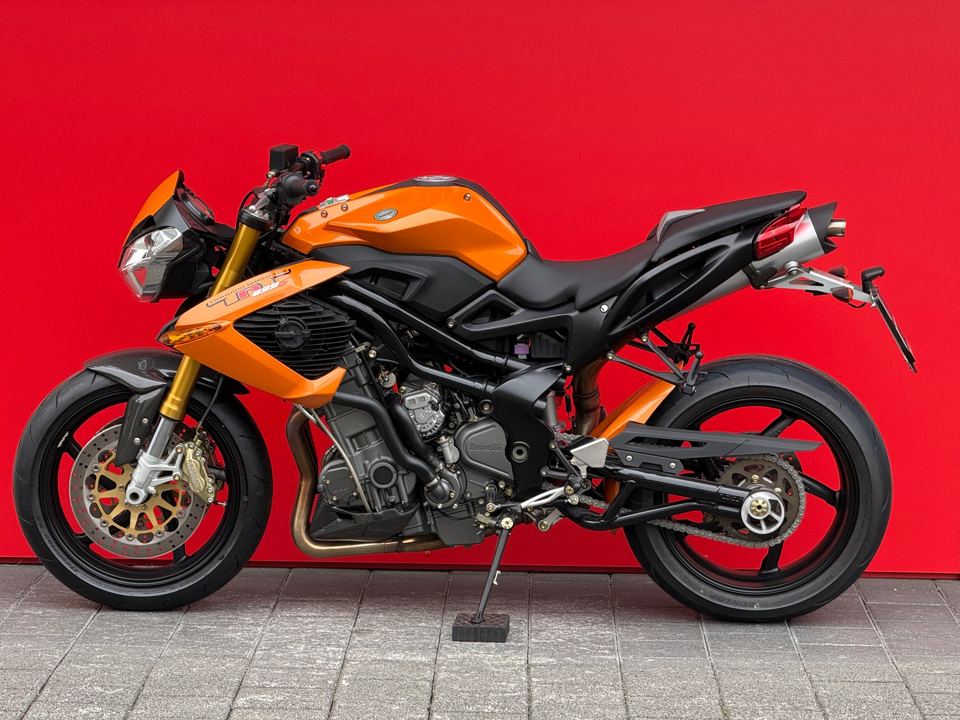 BENELLI TNT 899 Sport-image-3