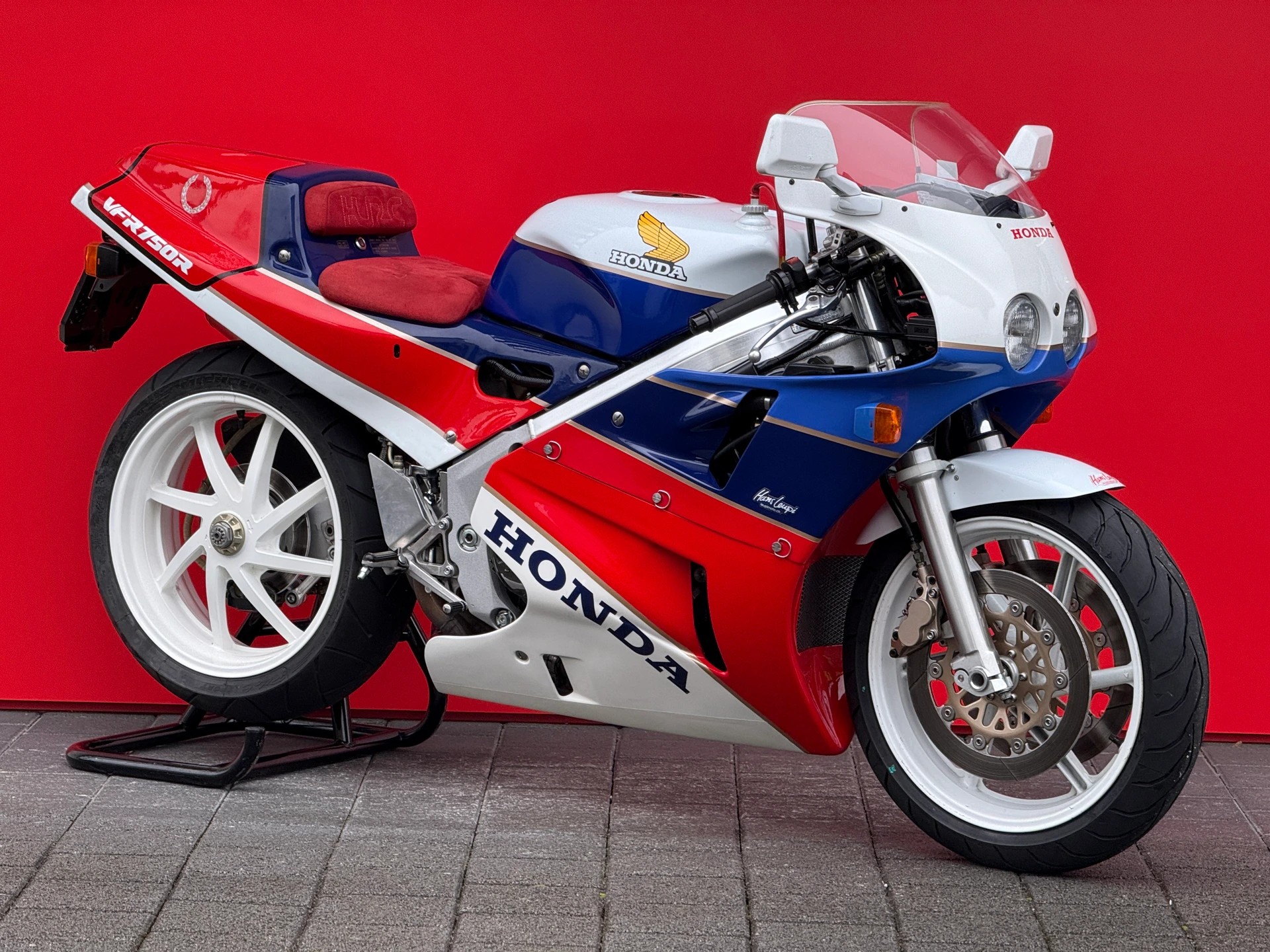 HONDA VFR 750 R [RC30]-image-0