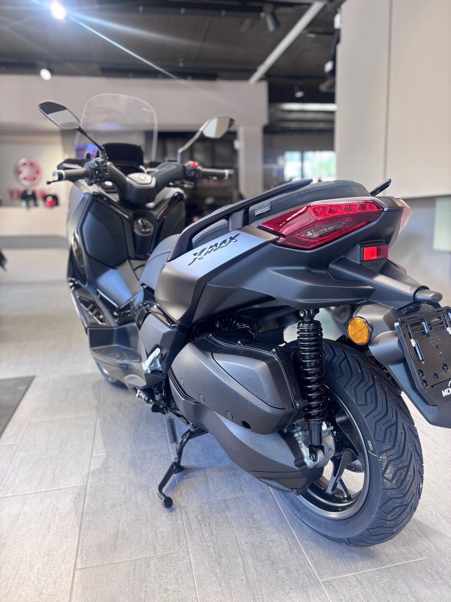 YAMAHA techmax 300 +-image-4