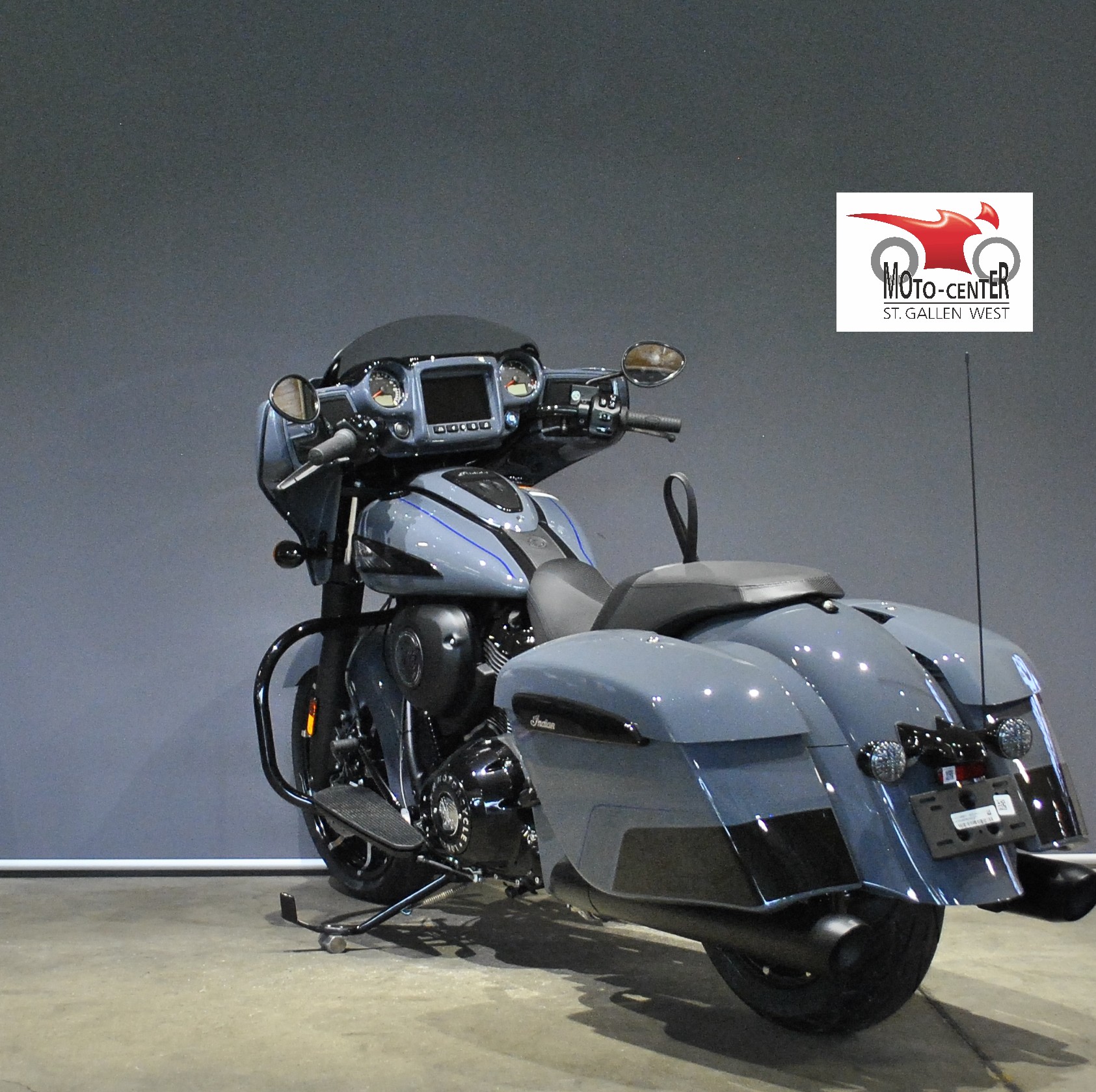 INDIAN Chieftain Dark Horse-image-3